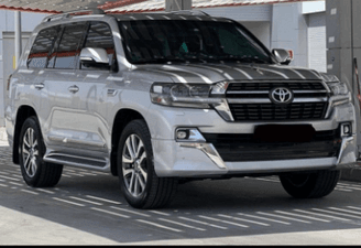 For sale Toyota Land Cruiser model 2021