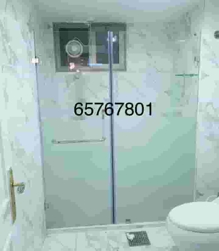 فني زجاج 