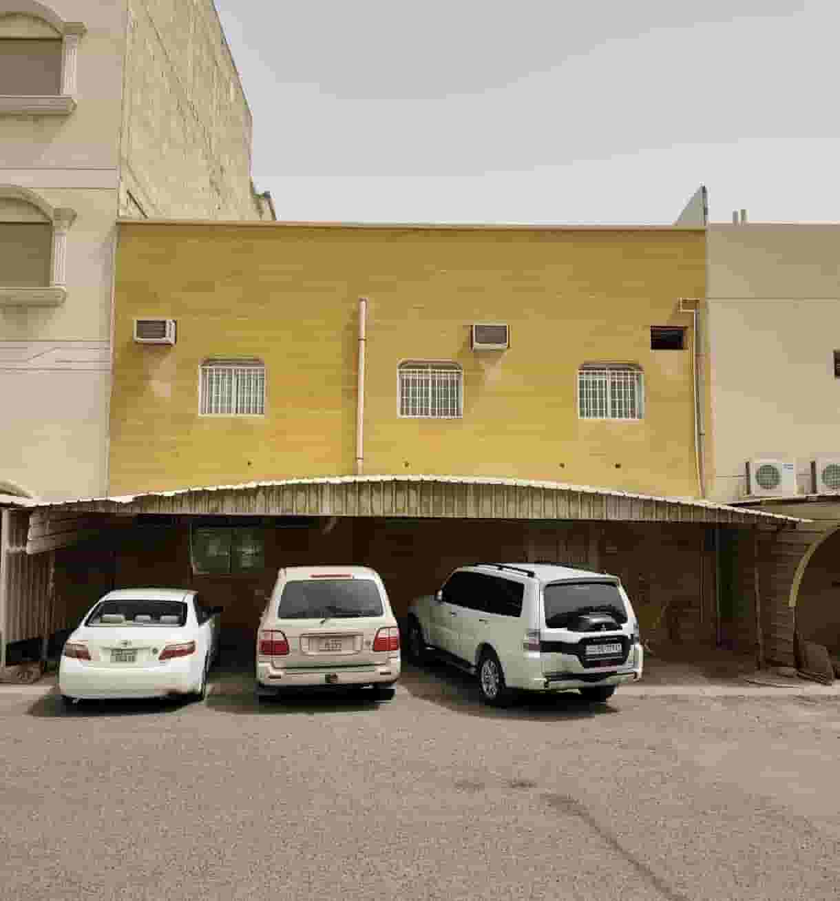 للبيع بيت في بيان