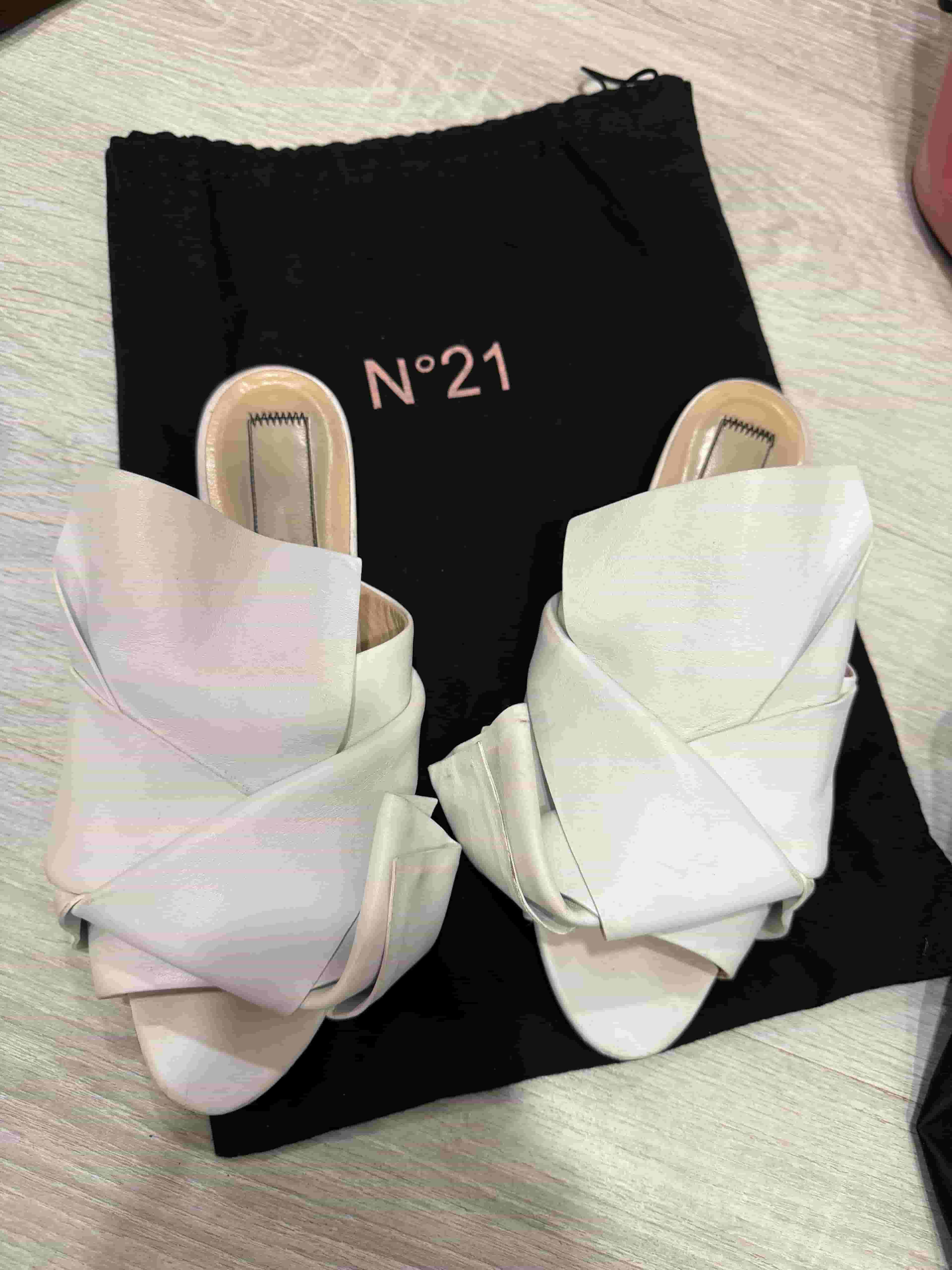 سليبر نسائي n 21