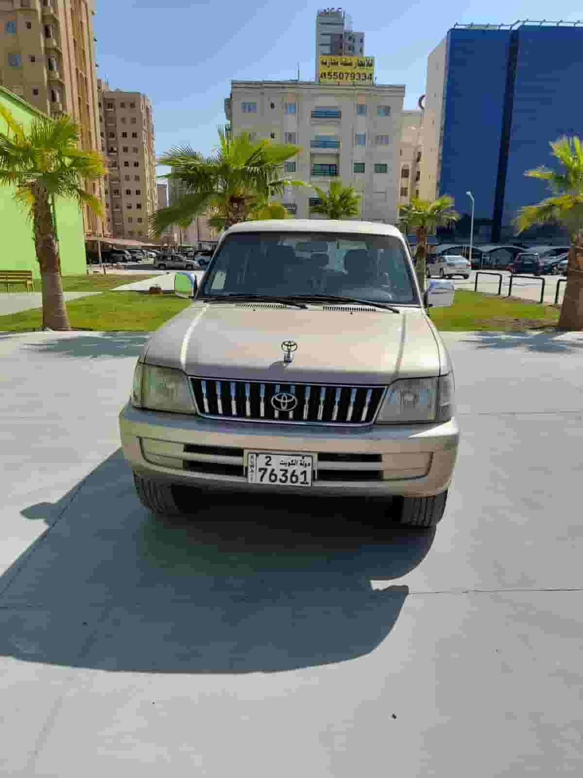 Toyota Prado model 2001