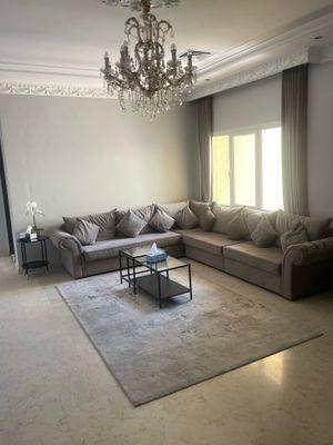 For rent a large apartment in Jabriya