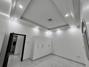 Distinctive ground floor for rent in Abu Ftaira