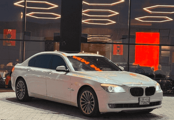بي إم دبليو 750 Li 2010 بي إم دبليو 750 Li 2010